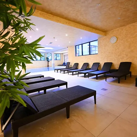 Luxury Hills Spa&wellness Apartament