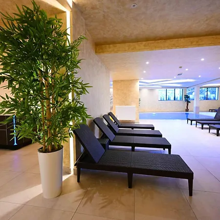 Luxury Hills Spa&wellness Apartament