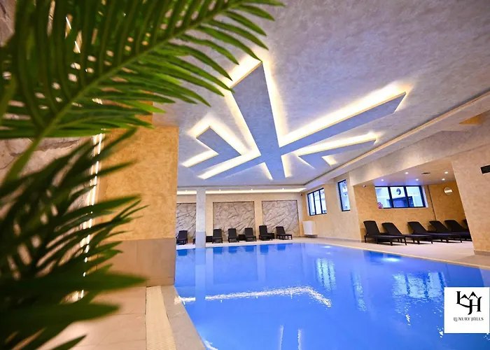 Luxury Hills Spa&wellness 아파트 즐라티보