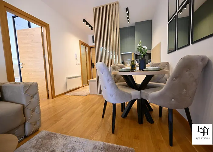 Luxury Hills Spa&wellness 즐라티보