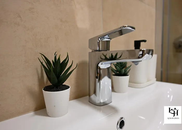 아파트 Luxury Hills Spa&wellness