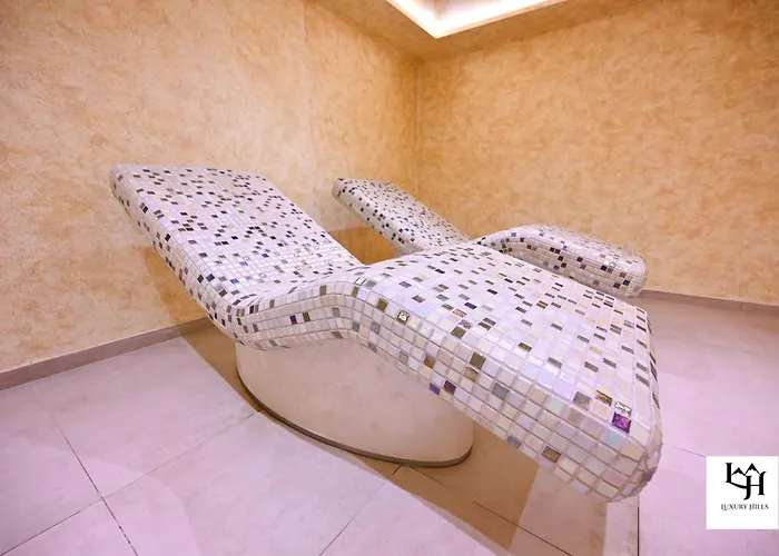 Luxury Hills Spa&wellness 즐라티보